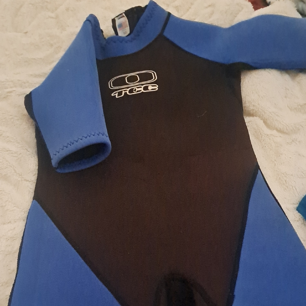 TEC Kids Blue and Black Wetsuit